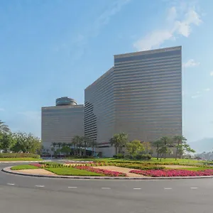 Hyatt Regency - Corniche 5* Dubái